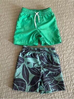 lot of 2 swim trunks size 2T